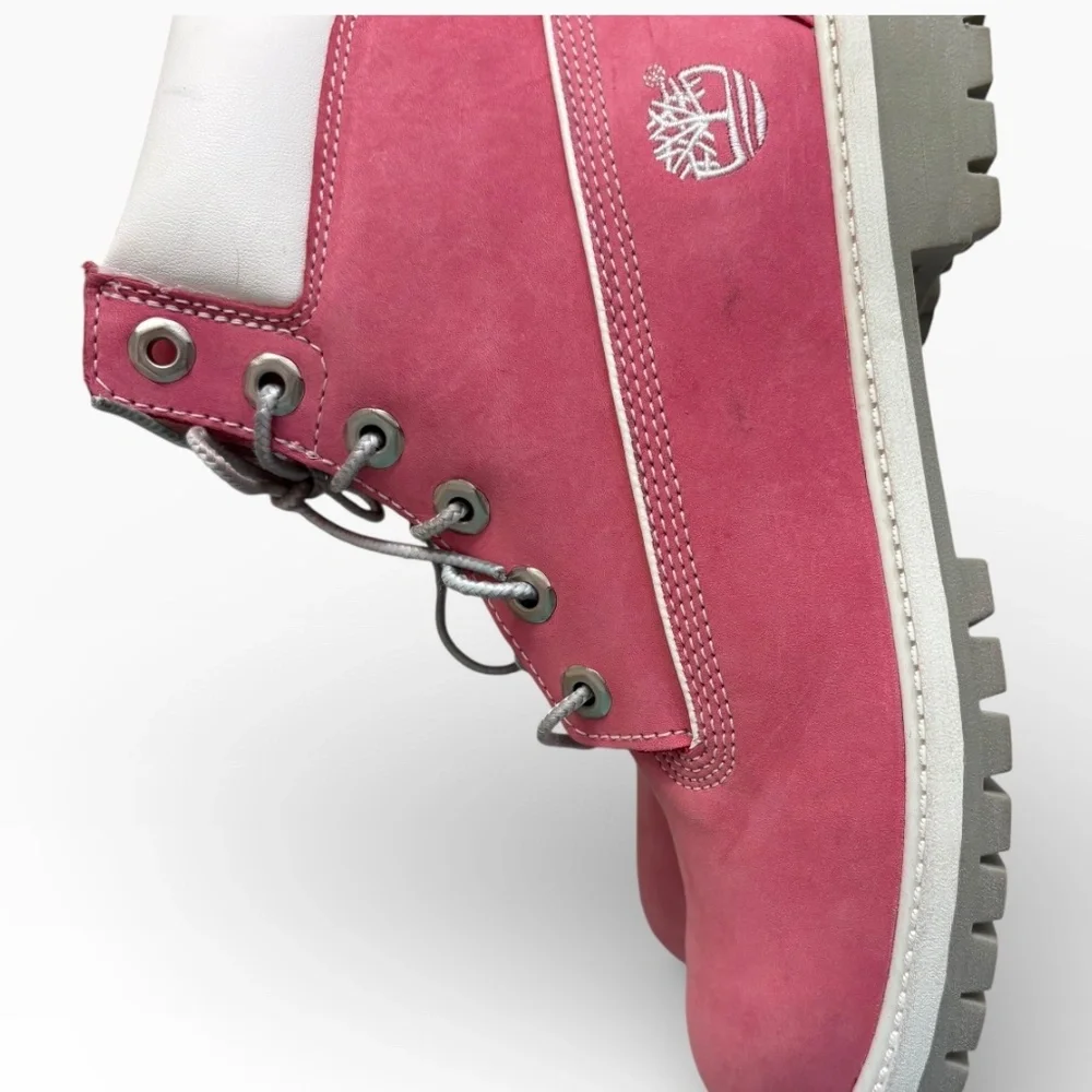 Timberland 6M pink nubuck boots NEW